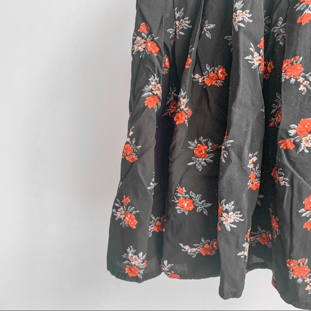 Brandy Melville Black/Red Floral Skirt